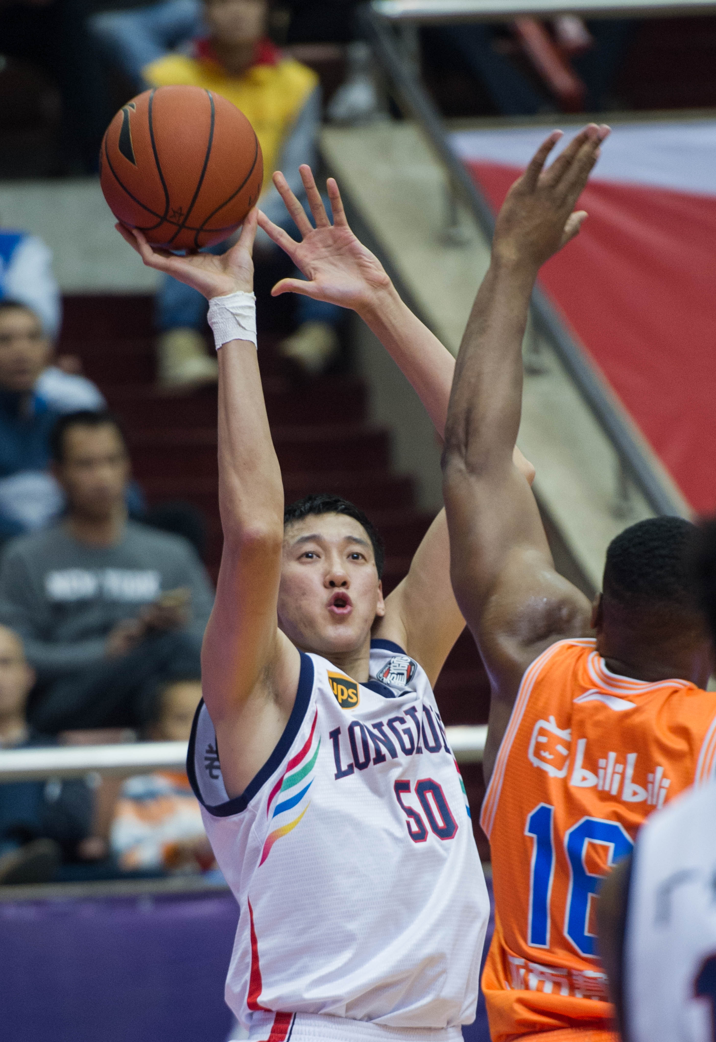 选赛中建立 选赛中建立