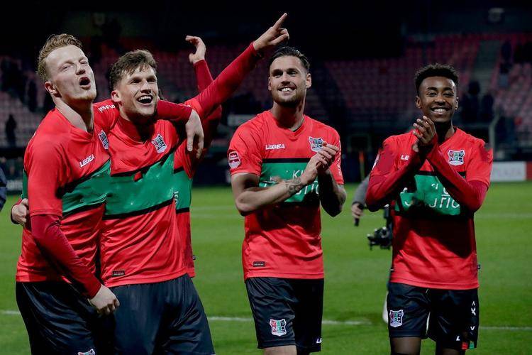 欧国联破门 欧国联破门