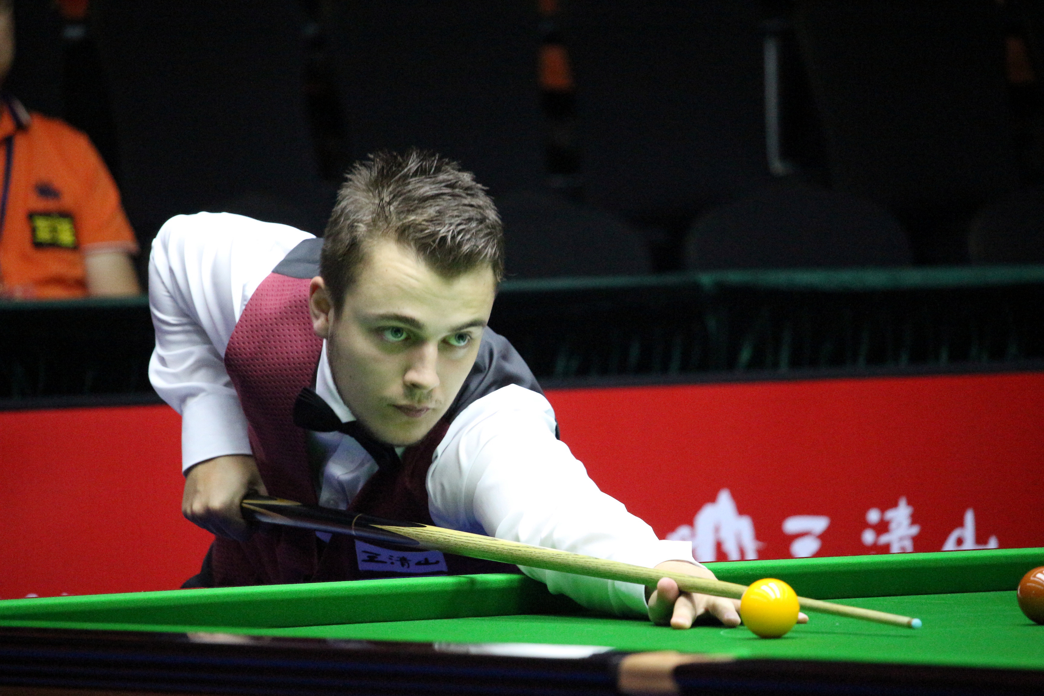 乱扔垃圾或 乱扔垃圾或