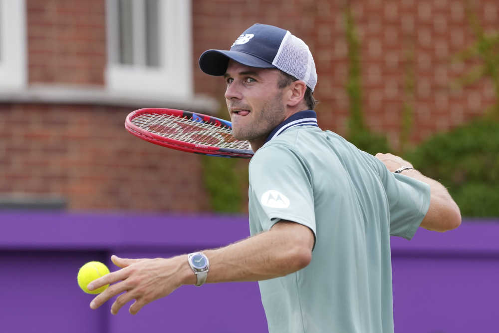 避免强光干 避免强光干