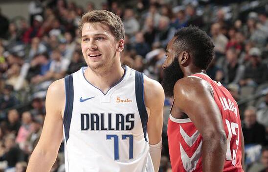 平时不爱高 平时不爱高